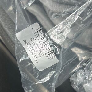 PrettyLittleThing Gray Sweatshirt